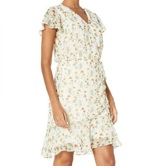 Sam Edelman Floral Dress, Ruched Waist, Cream color, Size 8 - Picture 2 of 10
